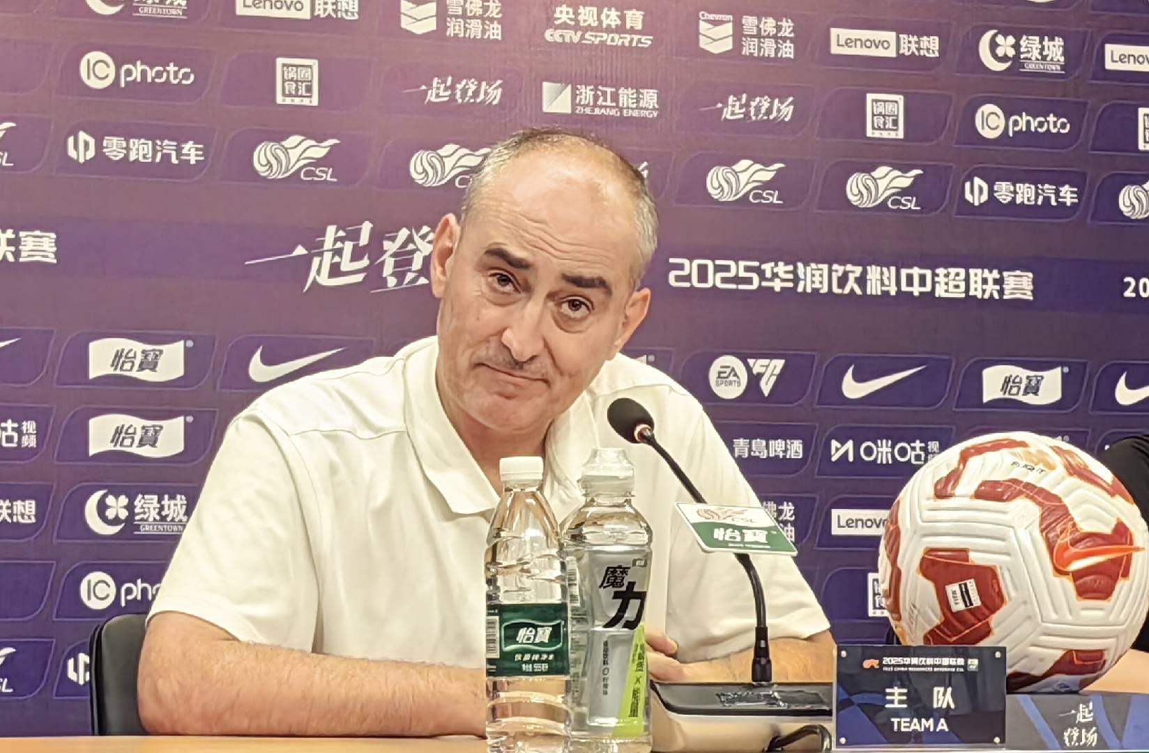 是一个犯规, 浙江队主教 是一个犯规, 浙江队主教